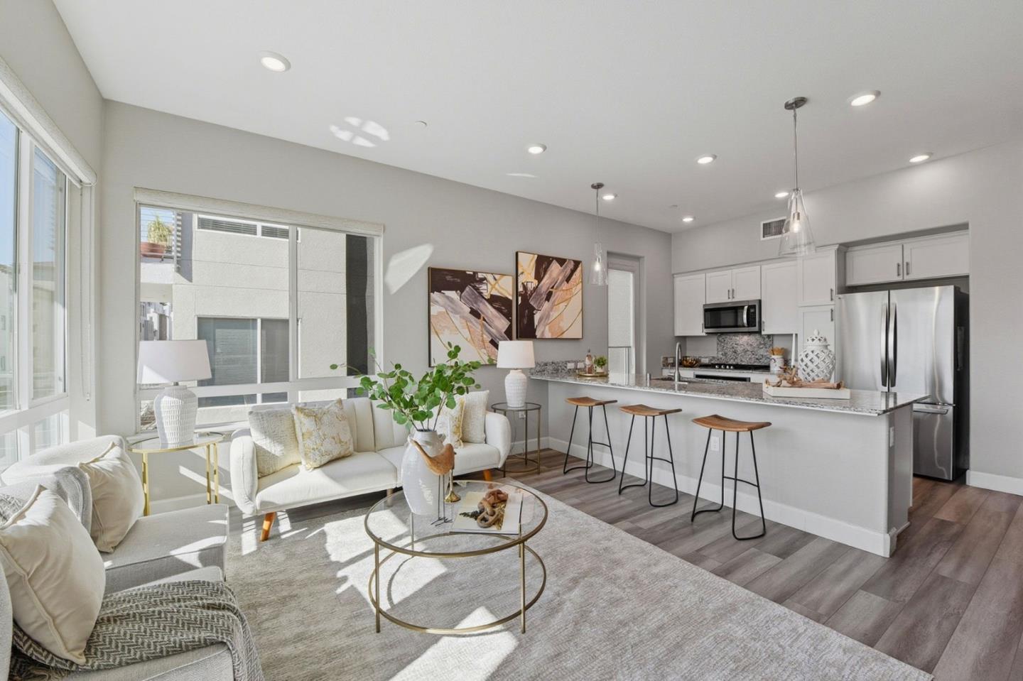 Detail Gallery Image 6 of 40 For 3027 Manuel St #4,  San Jose,  CA 95136 - 3 Beds | 2 Baths