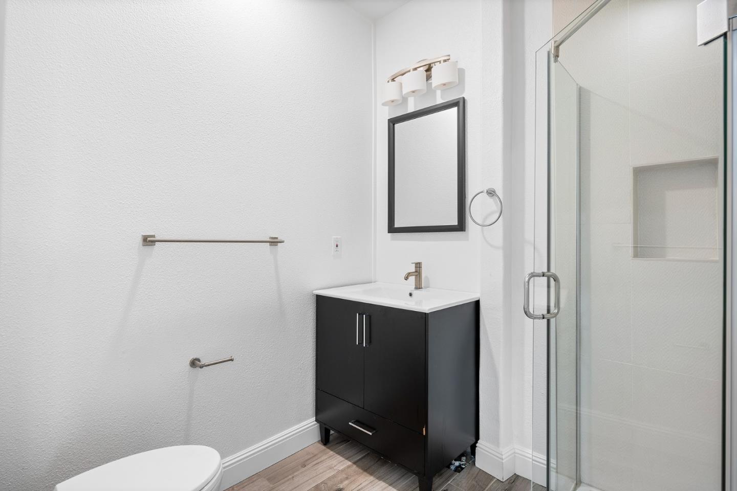 Detail Gallery Image 26 of 34 For 15-17 Harriet St, San Francisco,  CA 94103 - – Beds | – Baths