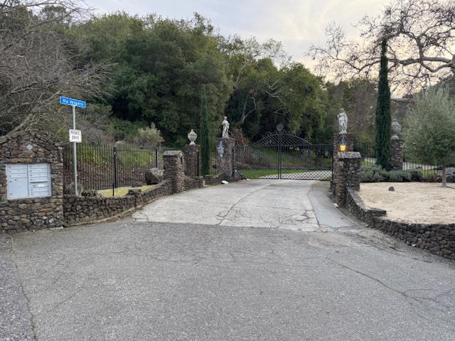 Front Image Thumbnail for ML82034546