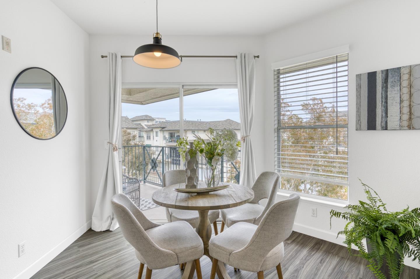 Detail Gallery Image 16 of 47 For 501 Baltic Cir #539,  Redwood City,  CA 94065 - 1 Beds | 1/1 Baths