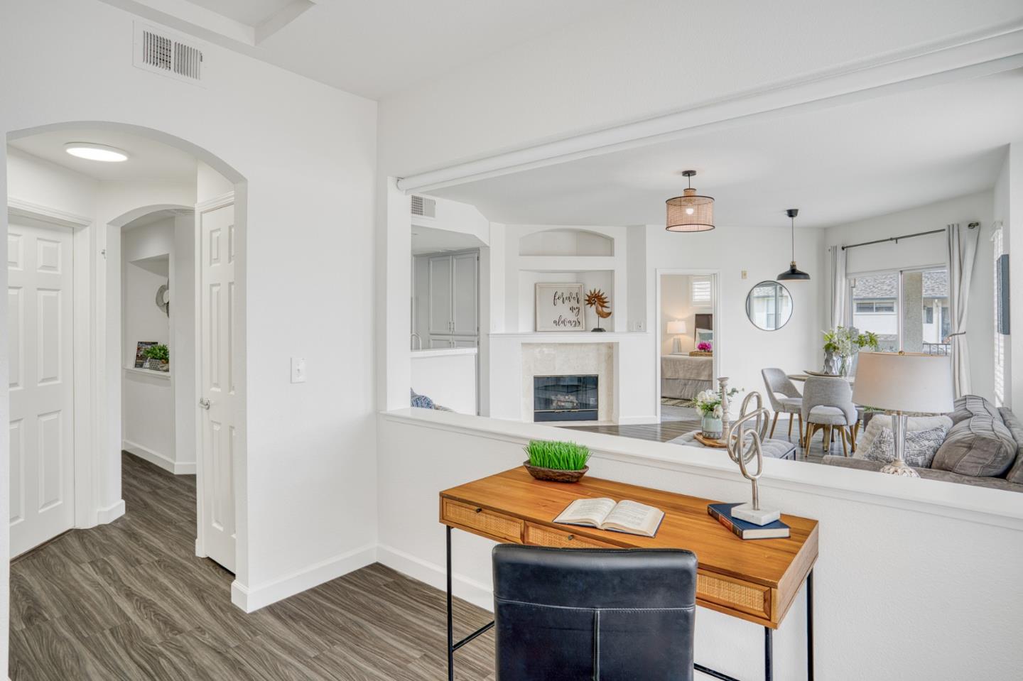 Detail Gallery Image 20 of 47 For 501 Baltic Cir #539,  Redwood City,  CA 94065 - 1 Beds | 1/1 Baths