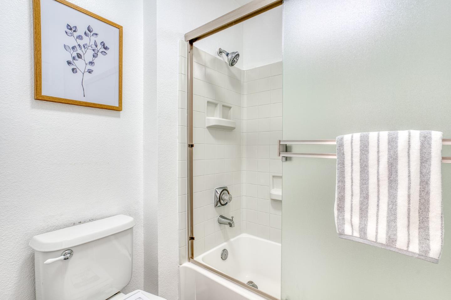 Detail Gallery Image 30 of 47 For 501 Baltic Cir #539,  Redwood City,  CA 94065 - 1 Beds | 1/1 Baths