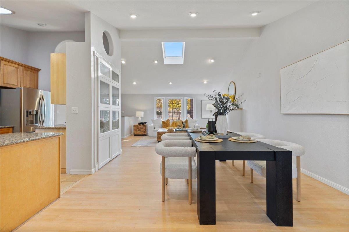 Detail Gallery Image 9 of 21 For 18255 Mccoy Ave, Saratoga,  CA 95070 - 4 Beds | 3 Baths