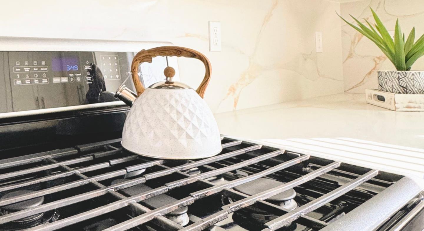 Detail Gallery Image 10 of 63 For 861 Garden St, Milpitas,  CA 95035 - 4 Beds | 3/1 Baths