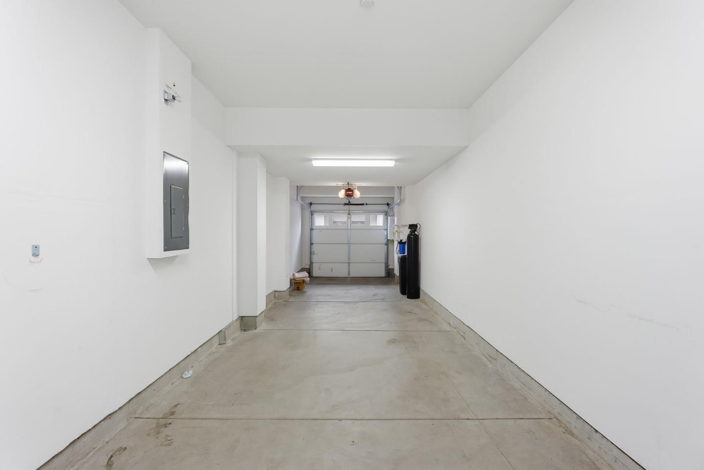 Detail Gallery Image 20 of 42 For 2933 Lamory Pl #111,  Santa Clara,  CA 95051 - 2 Beds | 2/1 Baths