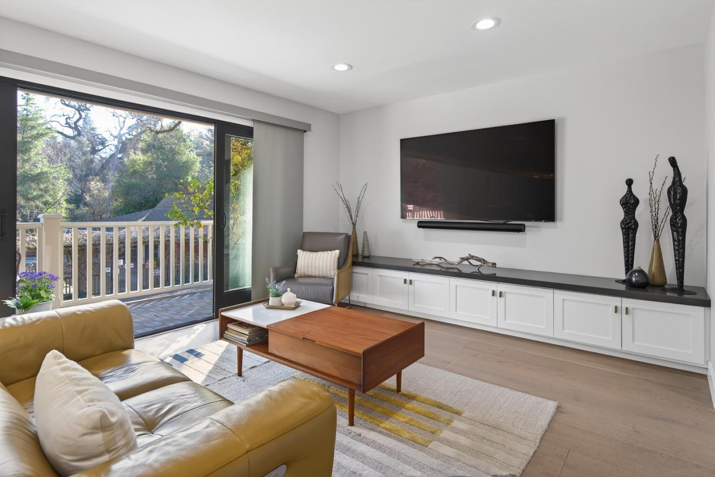 Detail Gallery Image 14 of 43 For 14681 Springer Ave, Saratoga,  CA 95070 - 4 Beds | 2/1 Baths