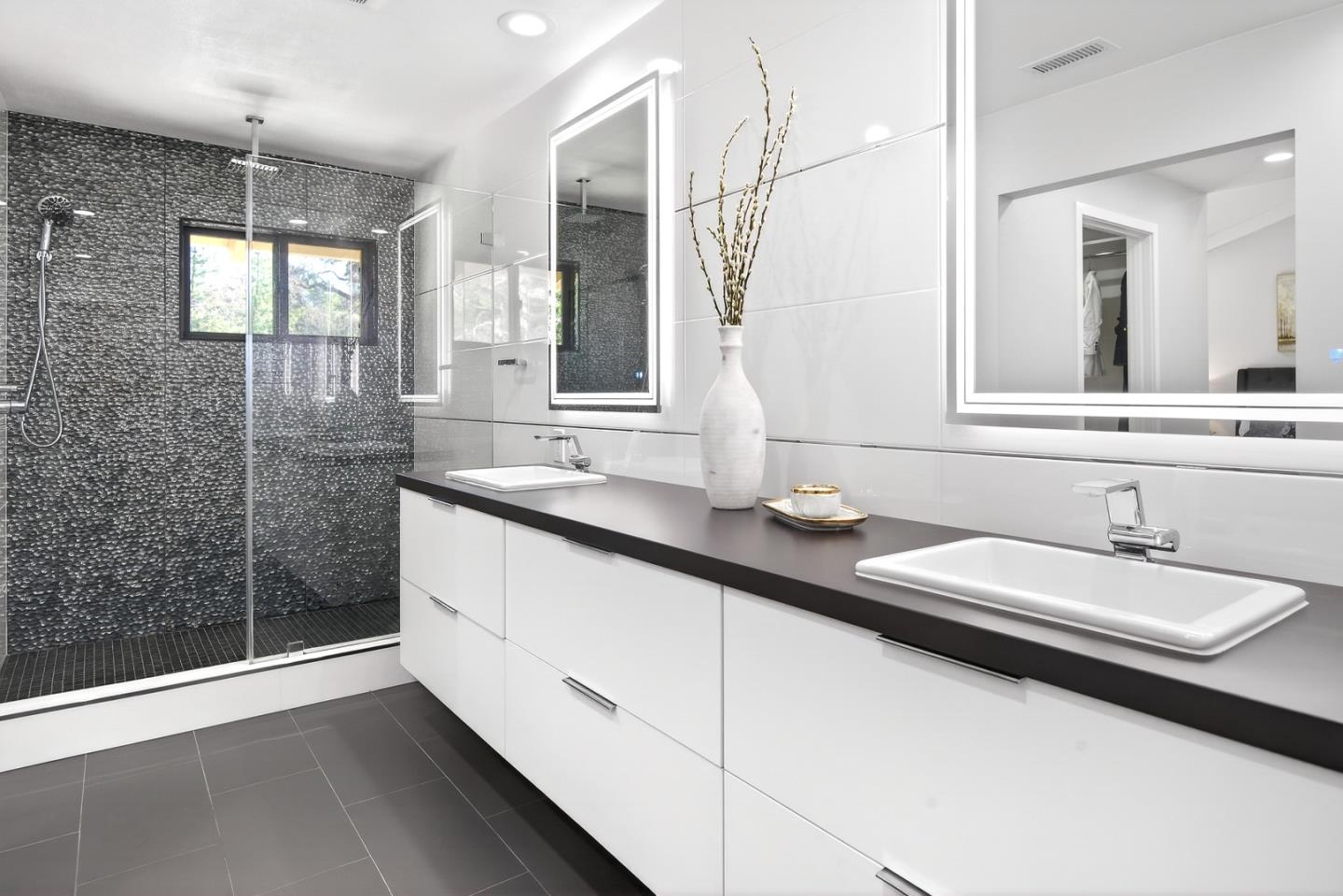 Detail Gallery Image 21 of 43 For 14681 Springer Ave, Saratoga,  CA 95070 - 4 Beds | 2/1 Baths