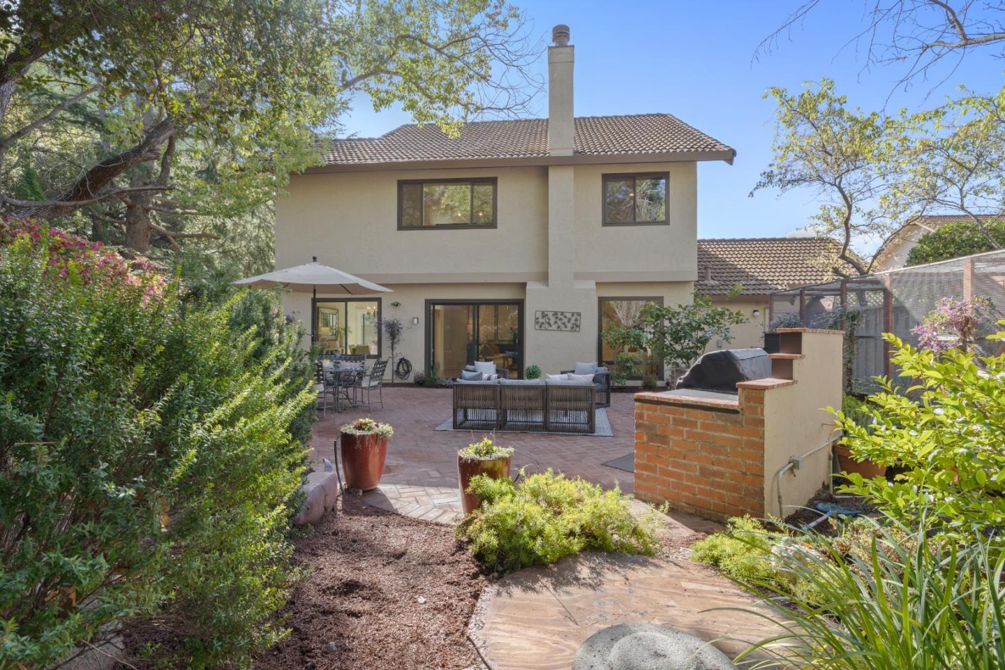 Detail Gallery Image 27 of 28 For 1909 Milano Way, Mountain View,  CA 94040 - 3 Beds | 2/1 Baths