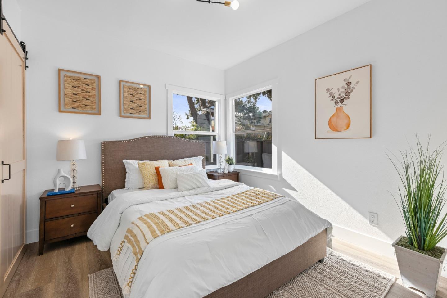 Detail Gallery Image 20 of 36 For 1450 Curtis St, Berkeley,  CA 94702 - 2 Beds | 2 Baths