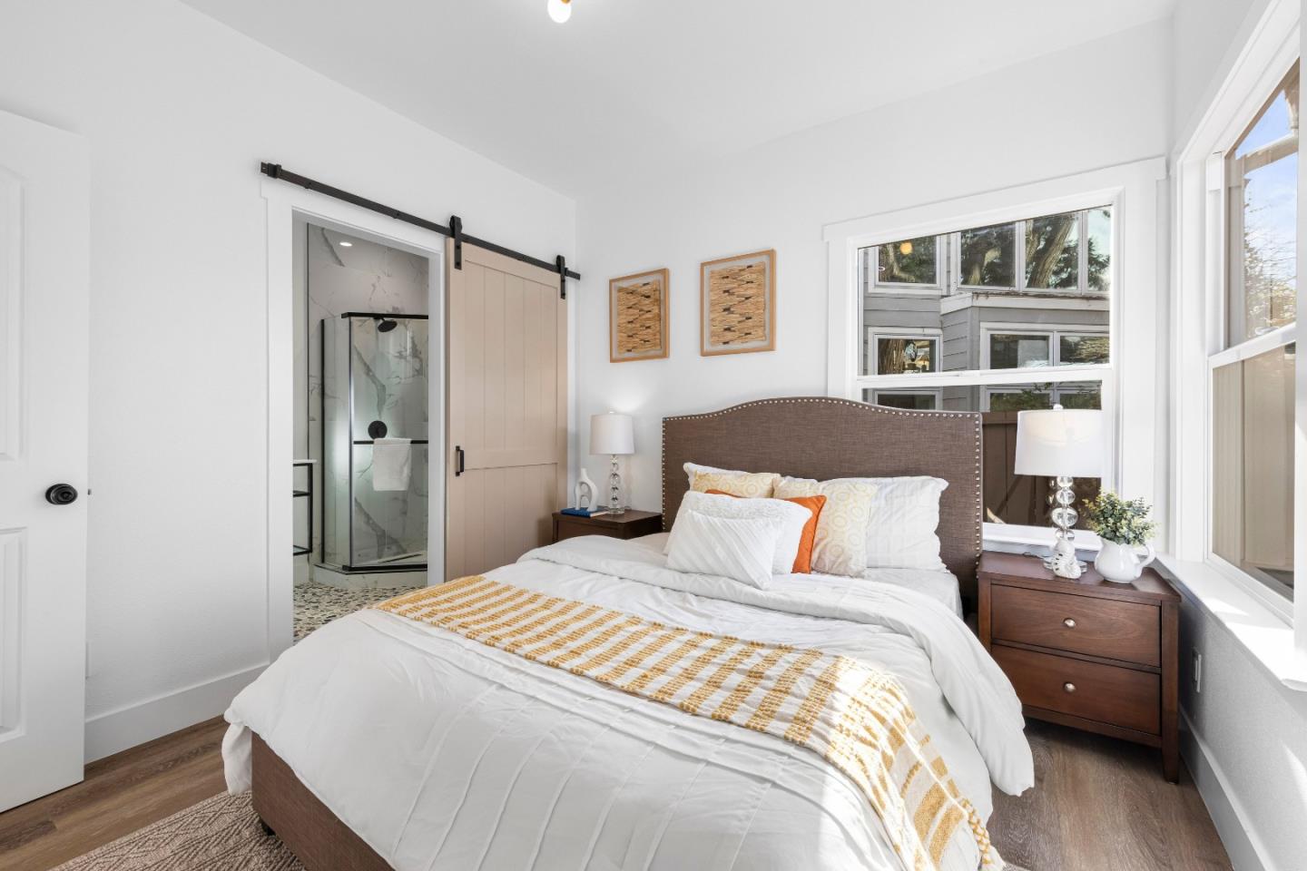 Detail Gallery Image 21 of 36 For 1450 Curtis St, Berkeley,  CA 94702 - 2 Beds | 2 Baths