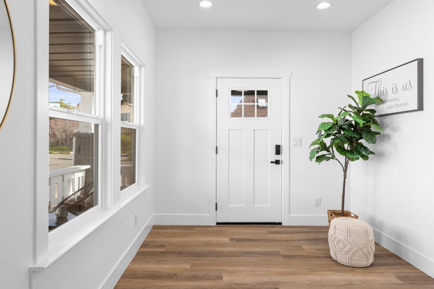 Detail Gallery Image 6 of 36 For 1450 Curtis St, Berkeley,  CA 94702 - 2 Beds | 2 Baths