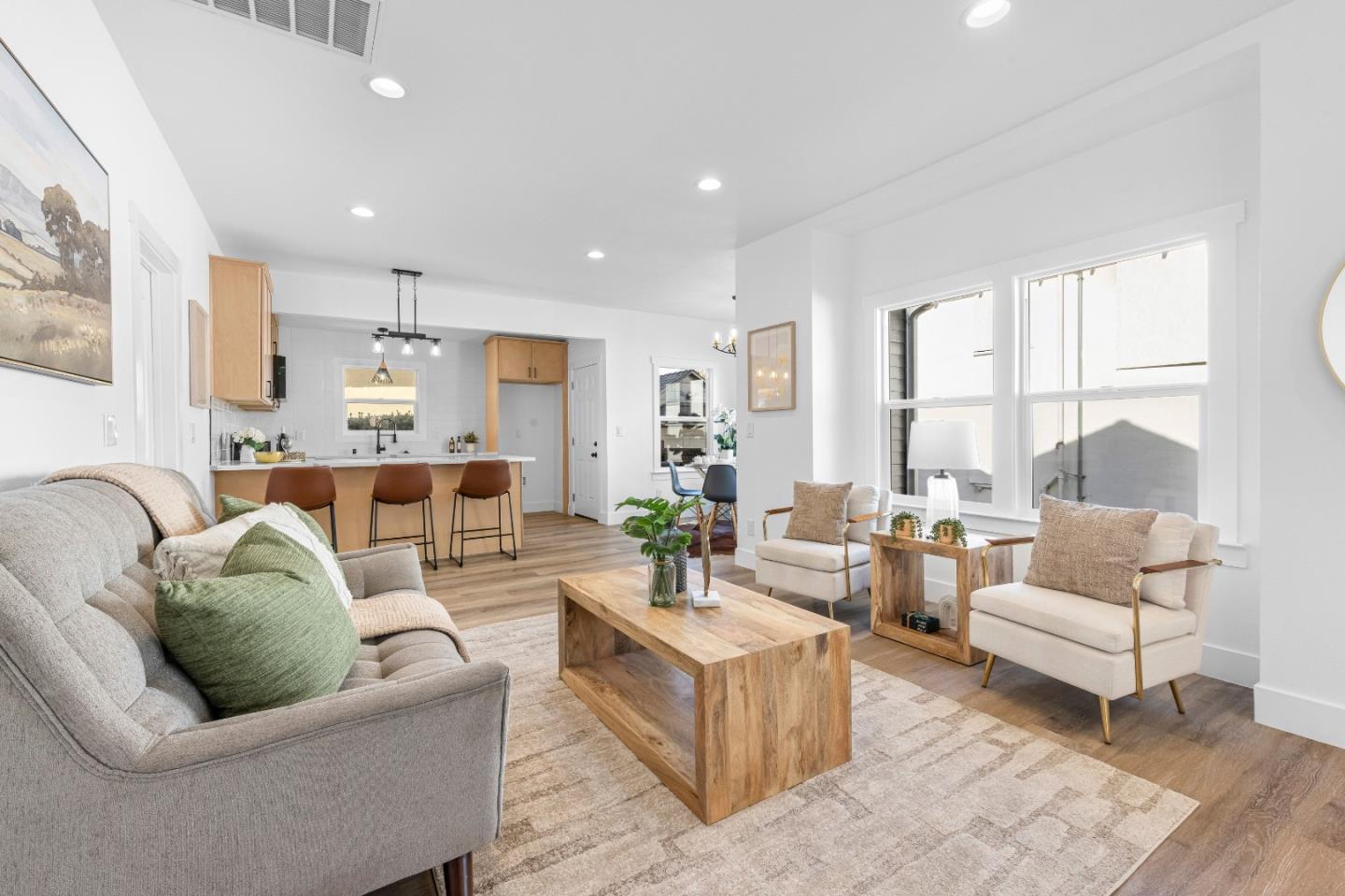 Detail Gallery Image 9 of 36 For 1450 Curtis St, Berkeley,  CA 94702 - 2 Beds | 2 Baths