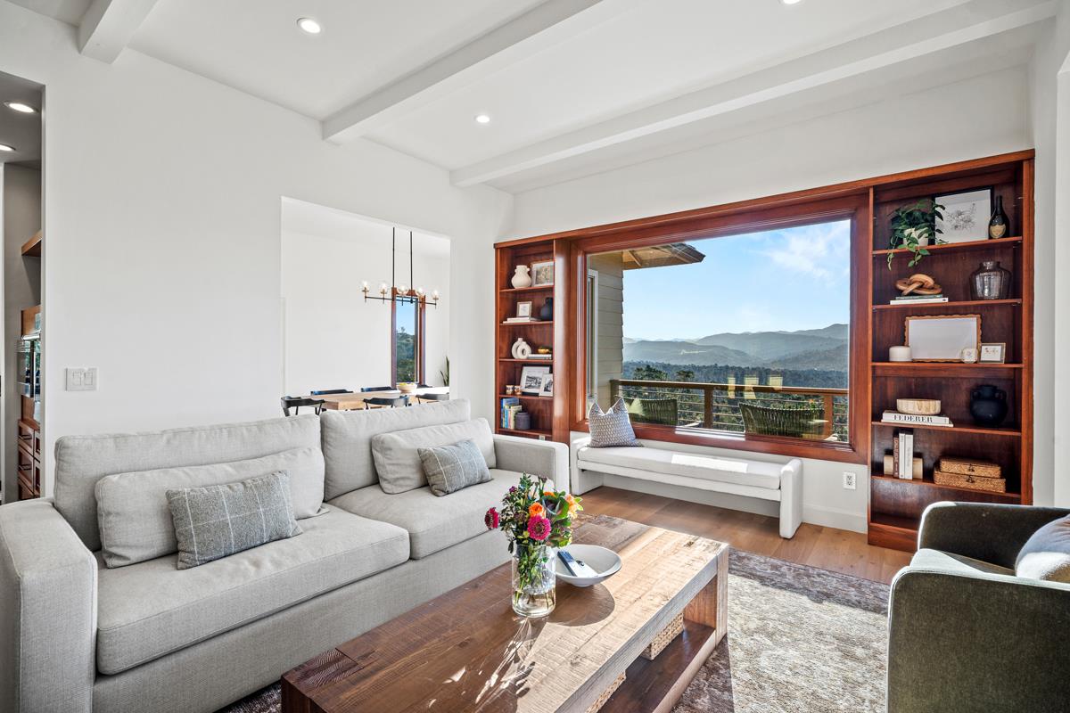 Detail Gallery Image 10 of 58 For 24911 Outlook Ter, Carmel,  CA 93923 - 4 Beds | 3 Baths