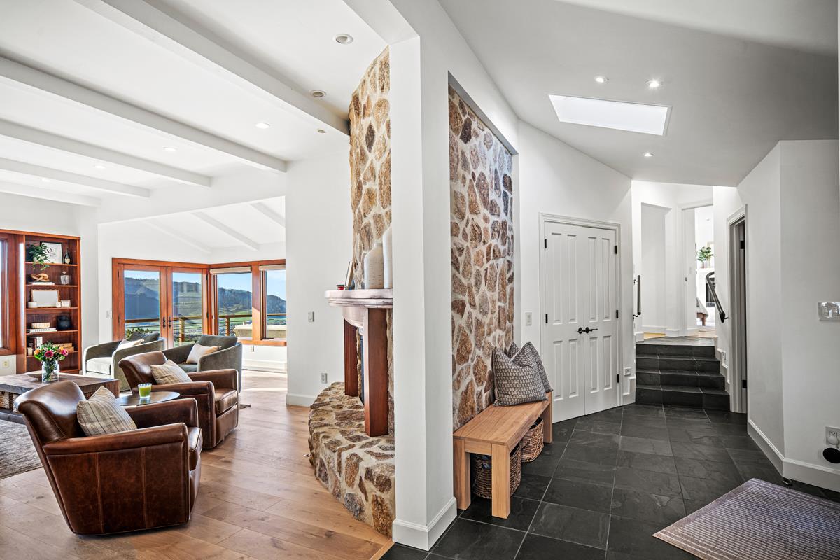 Detail Gallery Image 17 of 58 For 24911 Outlook Ter, Carmel,  CA 93923 - 4 Beds | 3 Baths