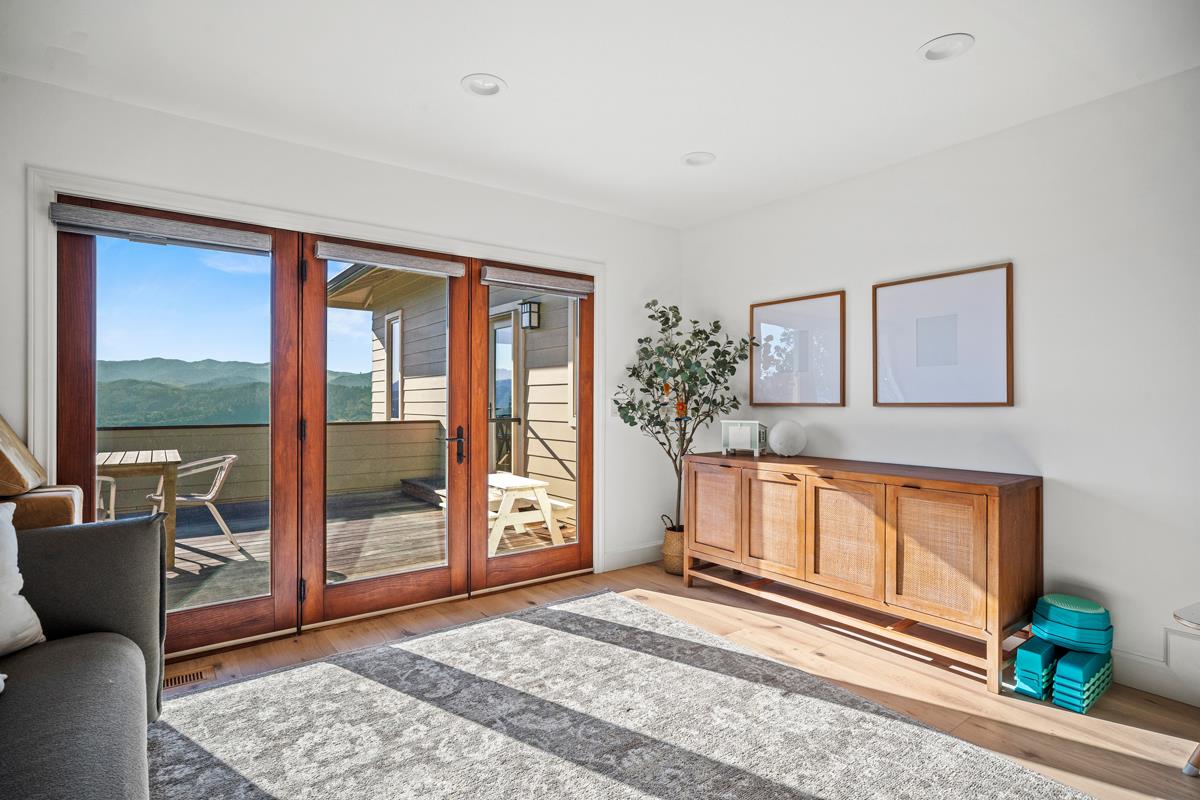 Detail Gallery Image 39 of 58 For 24911 Outlook Ter, Carmel,  CA 93923 - 4 Beds | 3 Baths