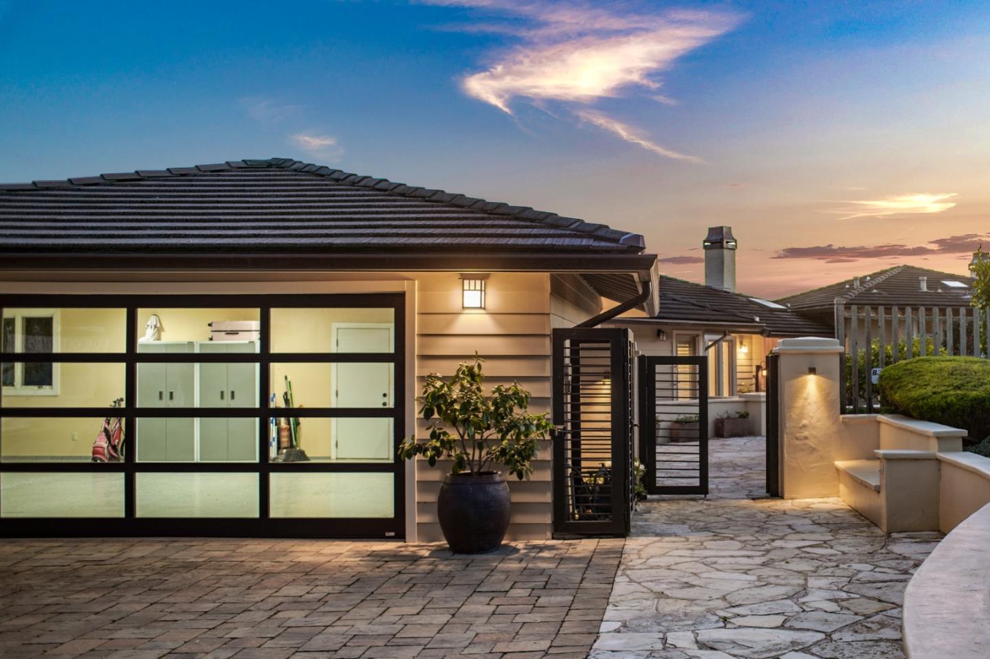 Detail Gallery Image 6 of 58 For 24911 Outlook Ter, Carmel,  CA 93923 - 4 Beds | 3 Baths