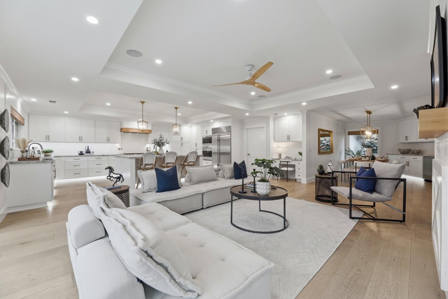 Detail Gallery Image 10 of 53 For 2136 Cedarwood Ln, San Jose,  CA 95125 - 4 Beds | 3/2 Baths