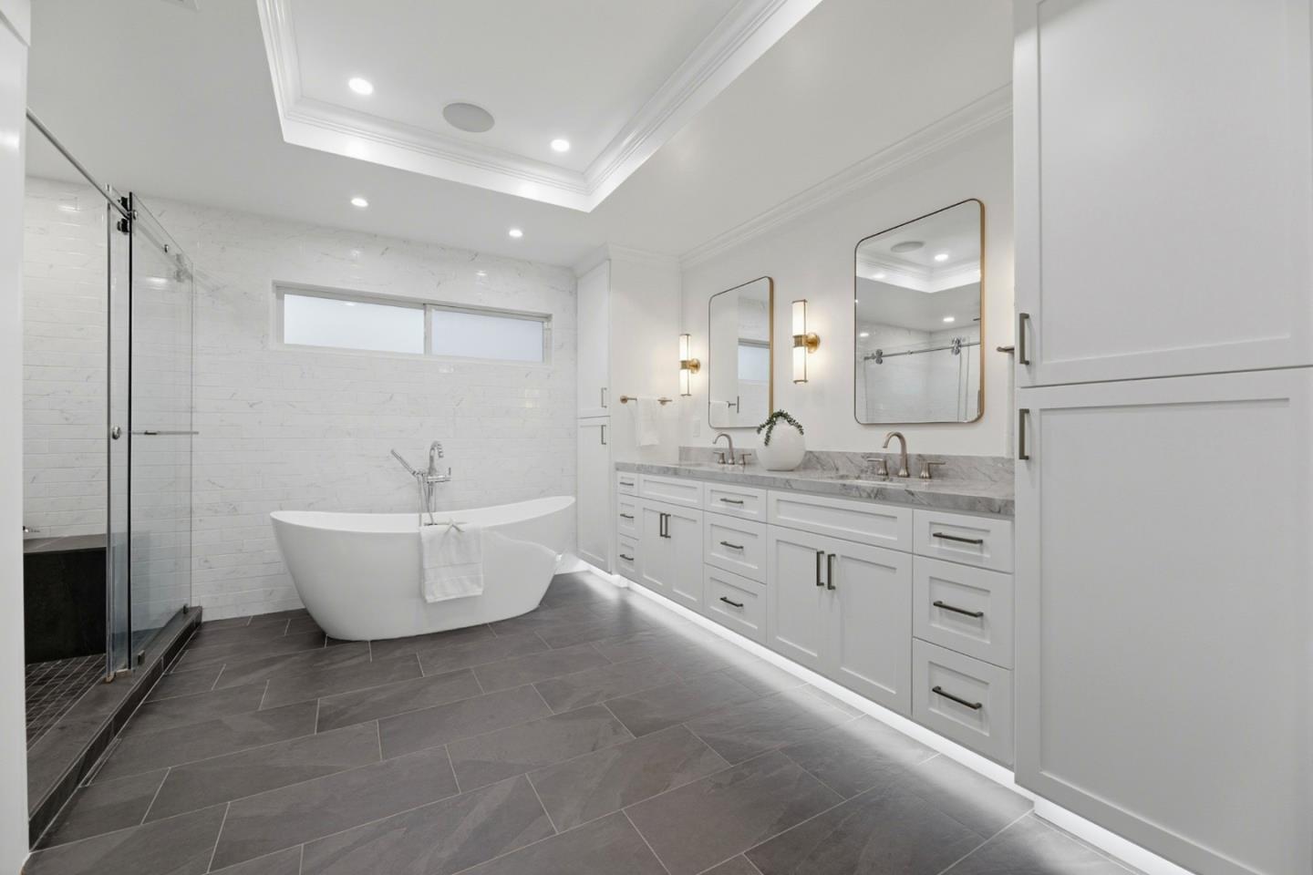 Detail Gallery Image 22 of 53 For 2136 Cedarwood Ln, San Jose,  CA 95125 - 4 Beds | 3/2 Baths