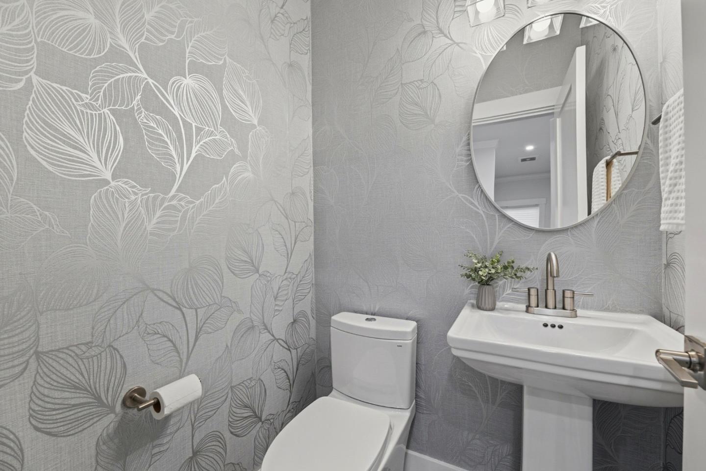 Detail Gallery Image 34 of 53 For 2136 Cedarwood Ln, San Jose,  CA 95125 - 4 Beds | 3/2 Baths