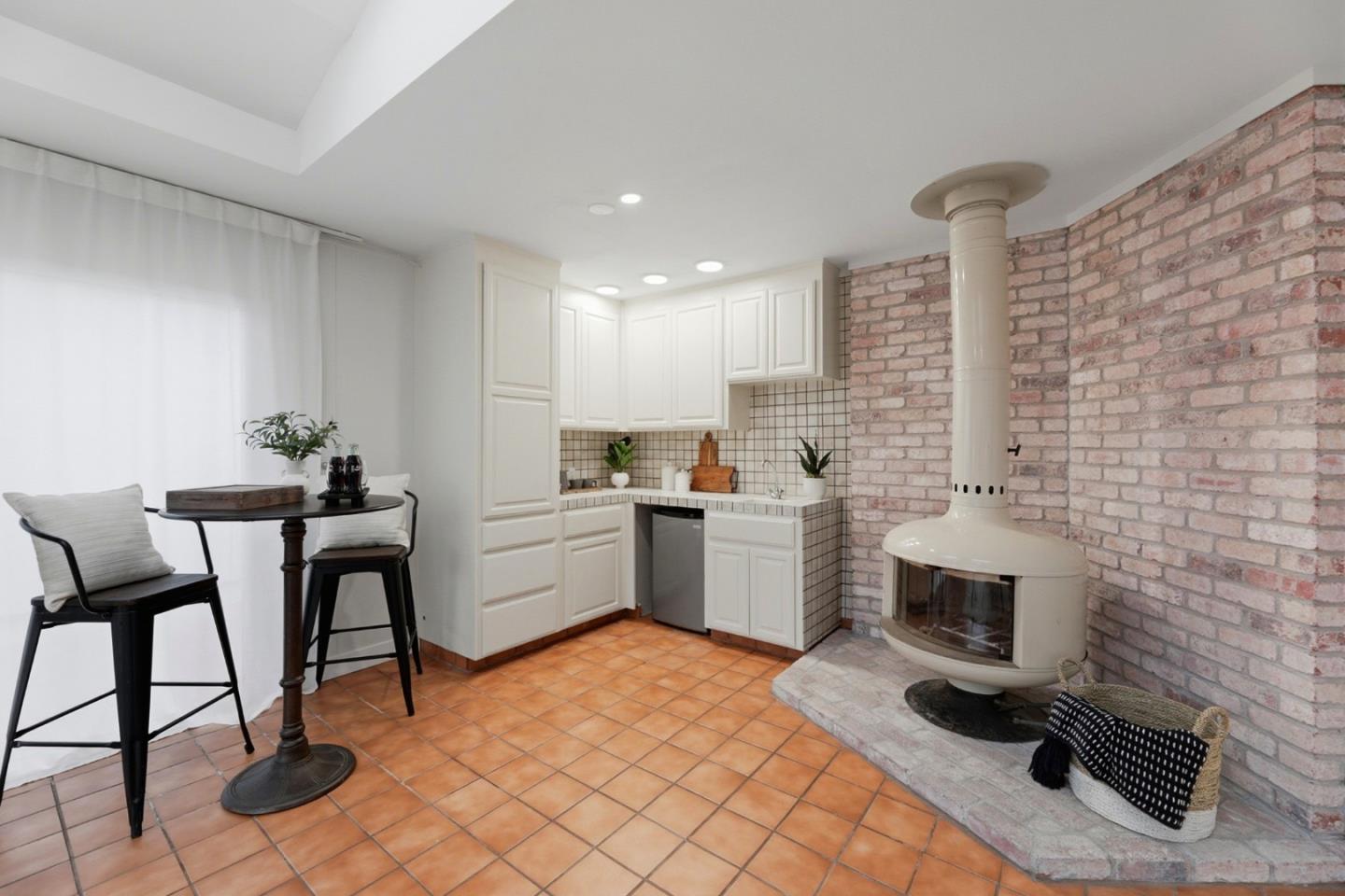 Detail Gallery Image 44 of 53 For 2136 Cedarwood Ln, San Jose,  CA 95125 - 4 Beds | 3/2 Baths