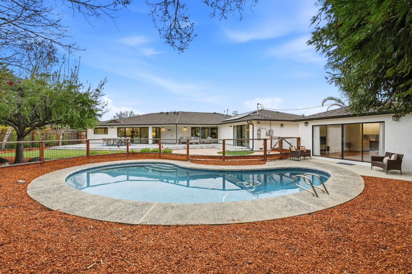 Detail Gallery Image 46 of 53 For 2136 Cedarwood Ln, San Jose,  CA 95125 - 4 Beds | 3/2 Baths