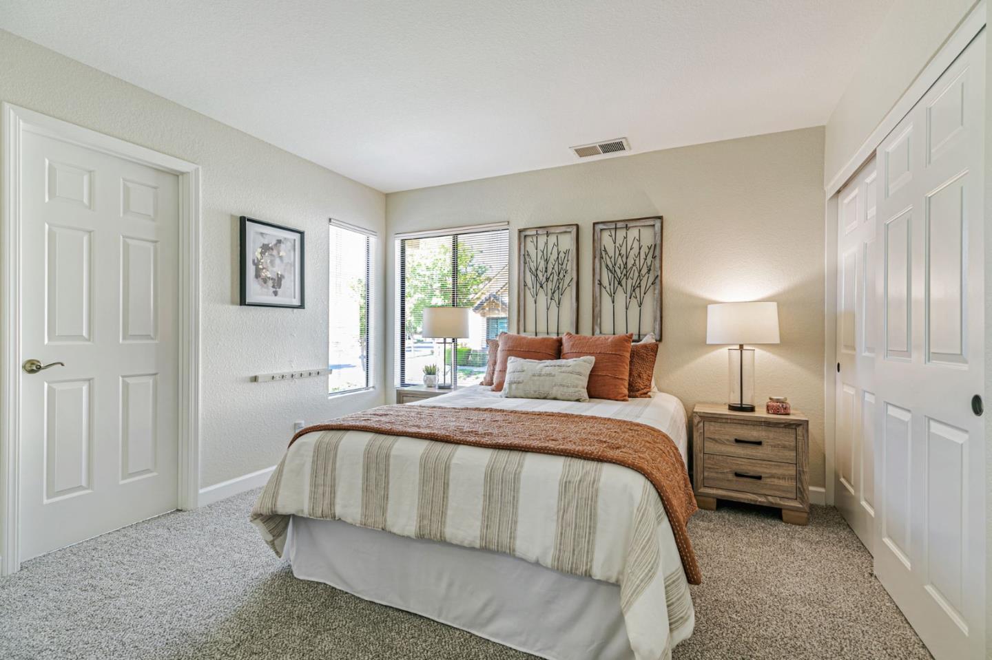 Detail Gallery Image 8 of 41 For 7530 Morevern Cir, San Jose,  CA 95135 - 2 Beds | 2/1 Baths