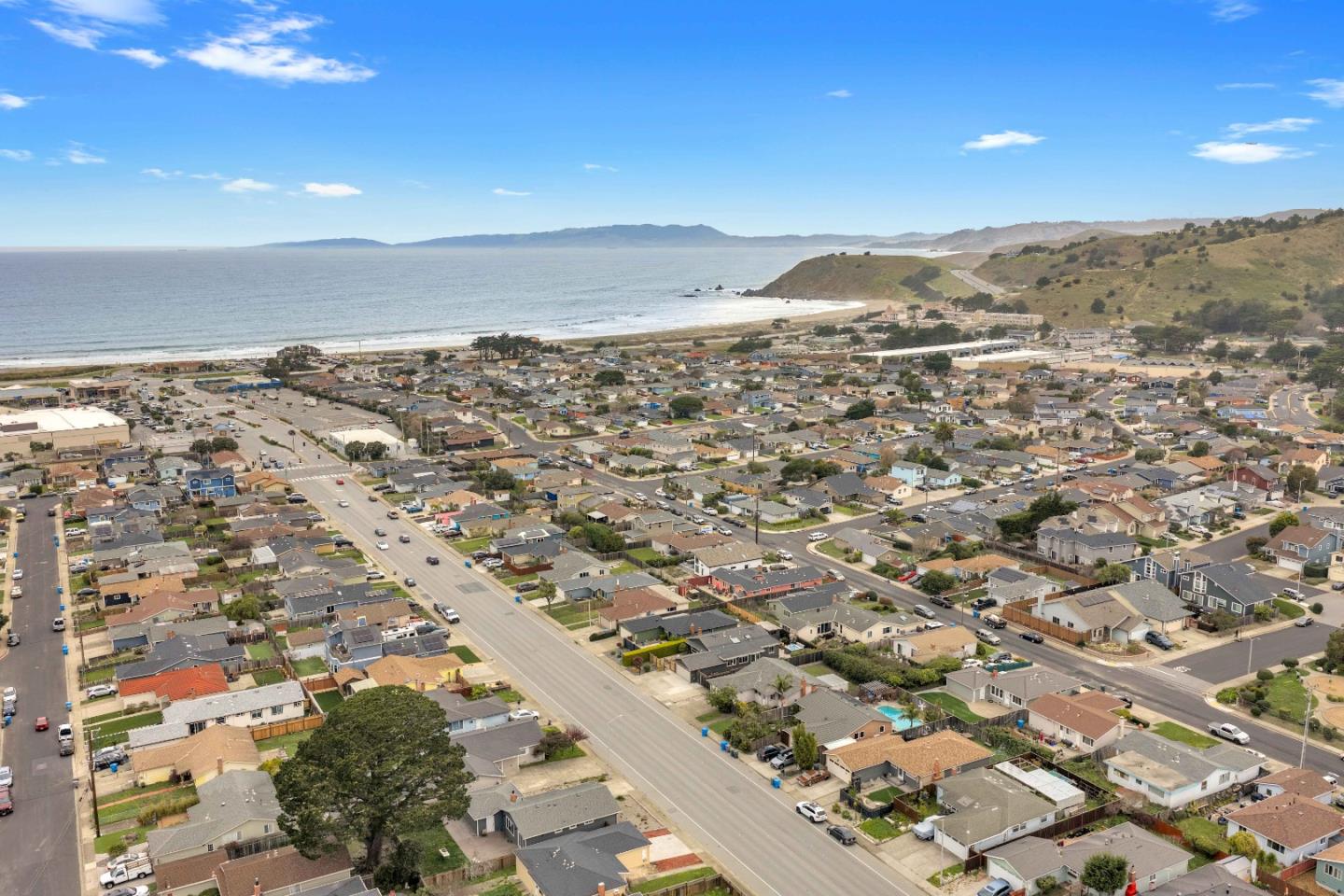 Detail Gallery Image 29 of 34 For 695 Linda Mar Blvd, Pacifica,  CA 94044 - 3 Beds | 2 Baths