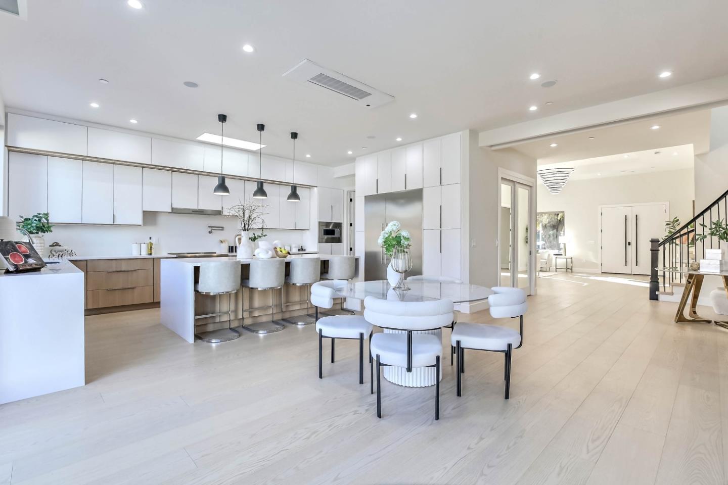 Detail Gallery Image 15 of 47 For 10080 S Tantau Ave, Cupertino,  CA 95014 - 7 Beds | 4/1 Baths