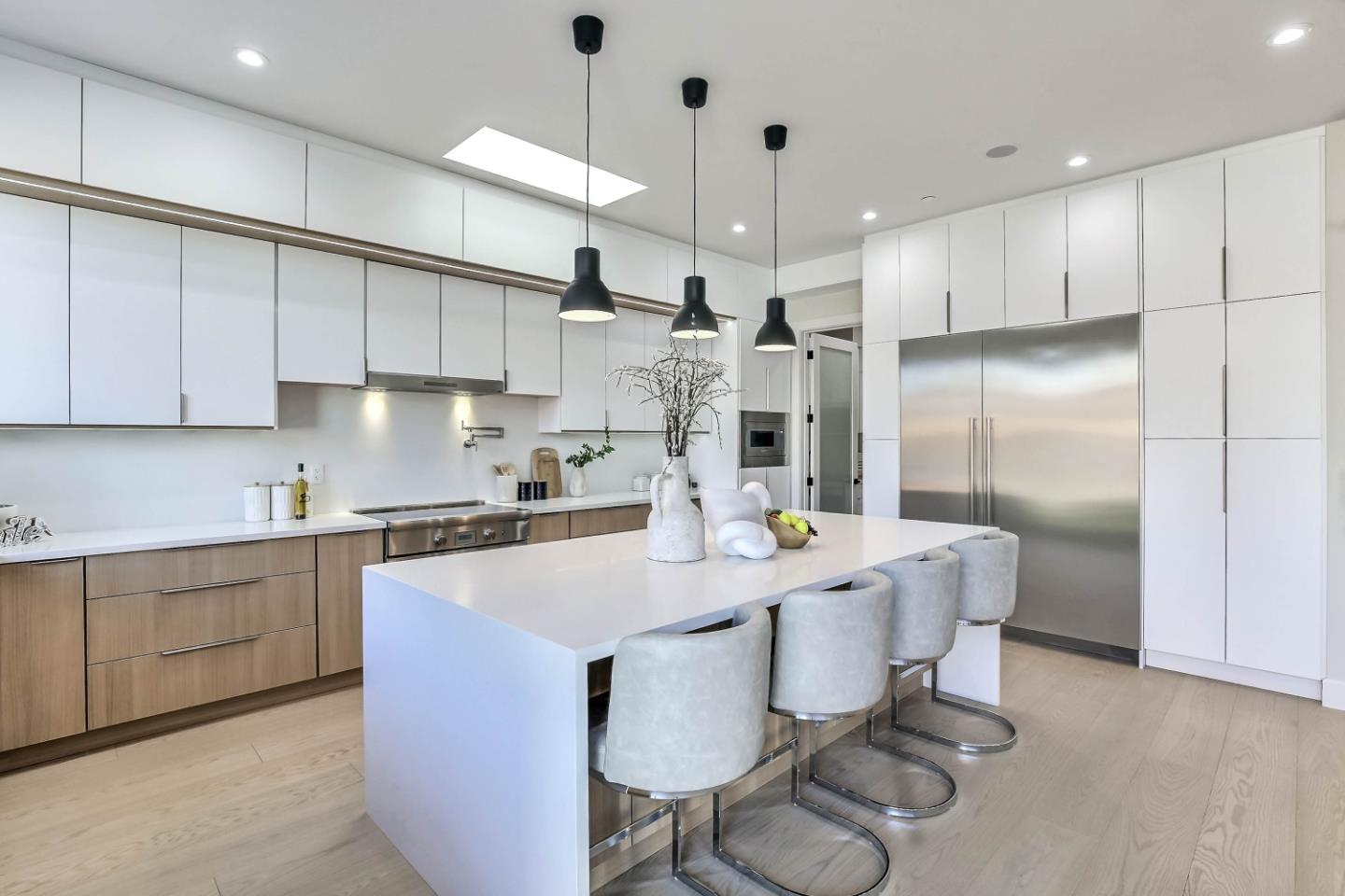 Detail Gallery Image 16 of 47 For 10080 S Tantau Ave, Cupertino,  CA 95014 - 7 Beds | 4/1 Baths