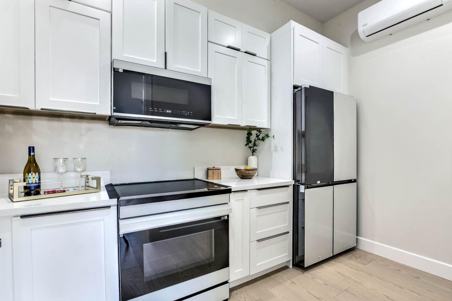 Detail Gallery Image 19 of 47 For 10080 S Tantau Ave, Cupertino,  CA 95014 - 7 Beds | 4/1 Baths