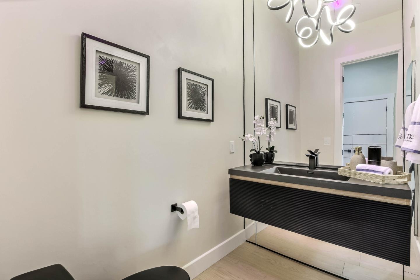 Detail Gallery Image 37 of 47 For 10080 S Tantau Ave, Cupertino,  CA 95014 - 7 Beds | 4/1 Baths