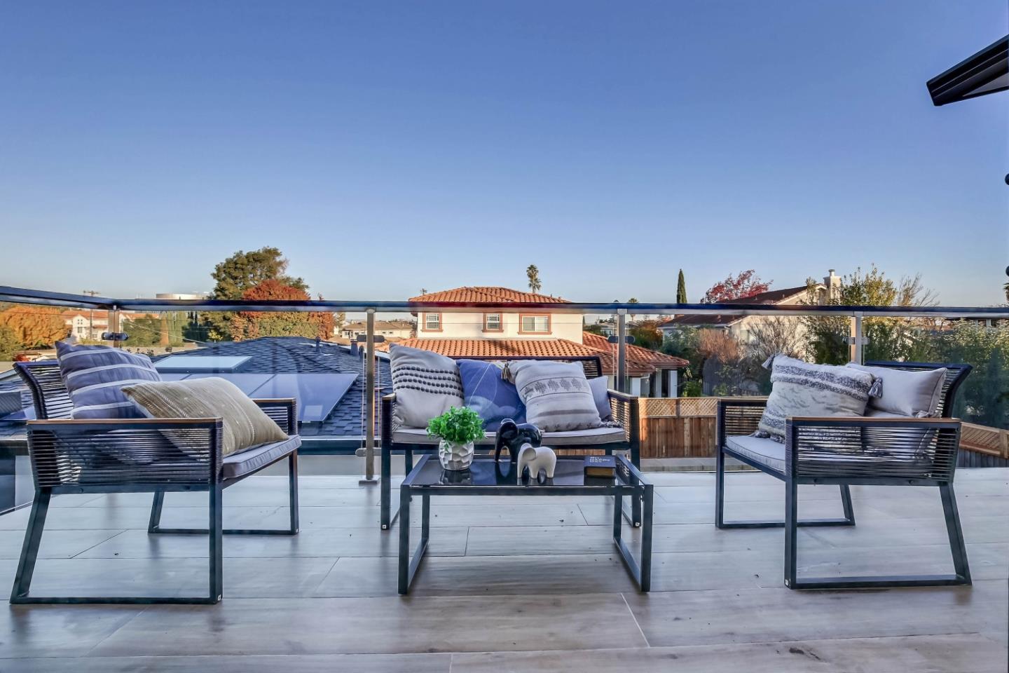 Detail Gallery Image 39 of 47 For 10080 S Tantau Ave, Cupertino,  CA 95014 - 7 Beds | 4/1 Baths