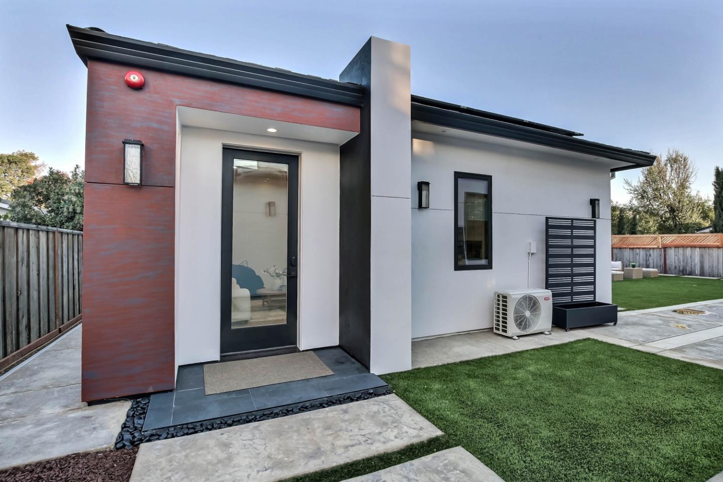 Detail Gallery Image 41 of 47 For 10080 S Tantau Ave, Cupertino,  CA 95014 - 7 Beds | 4/1 Baths