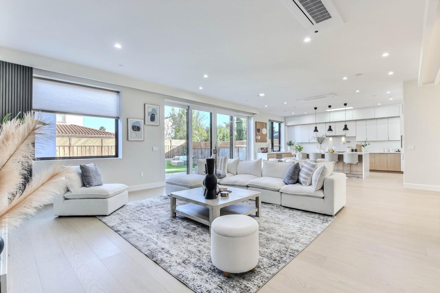 Detail Gallery Image 8 of 47 For 10080 S Tantau Ave, Cupertino,  CA 95014 - 7 Beds | 4/1 Baths