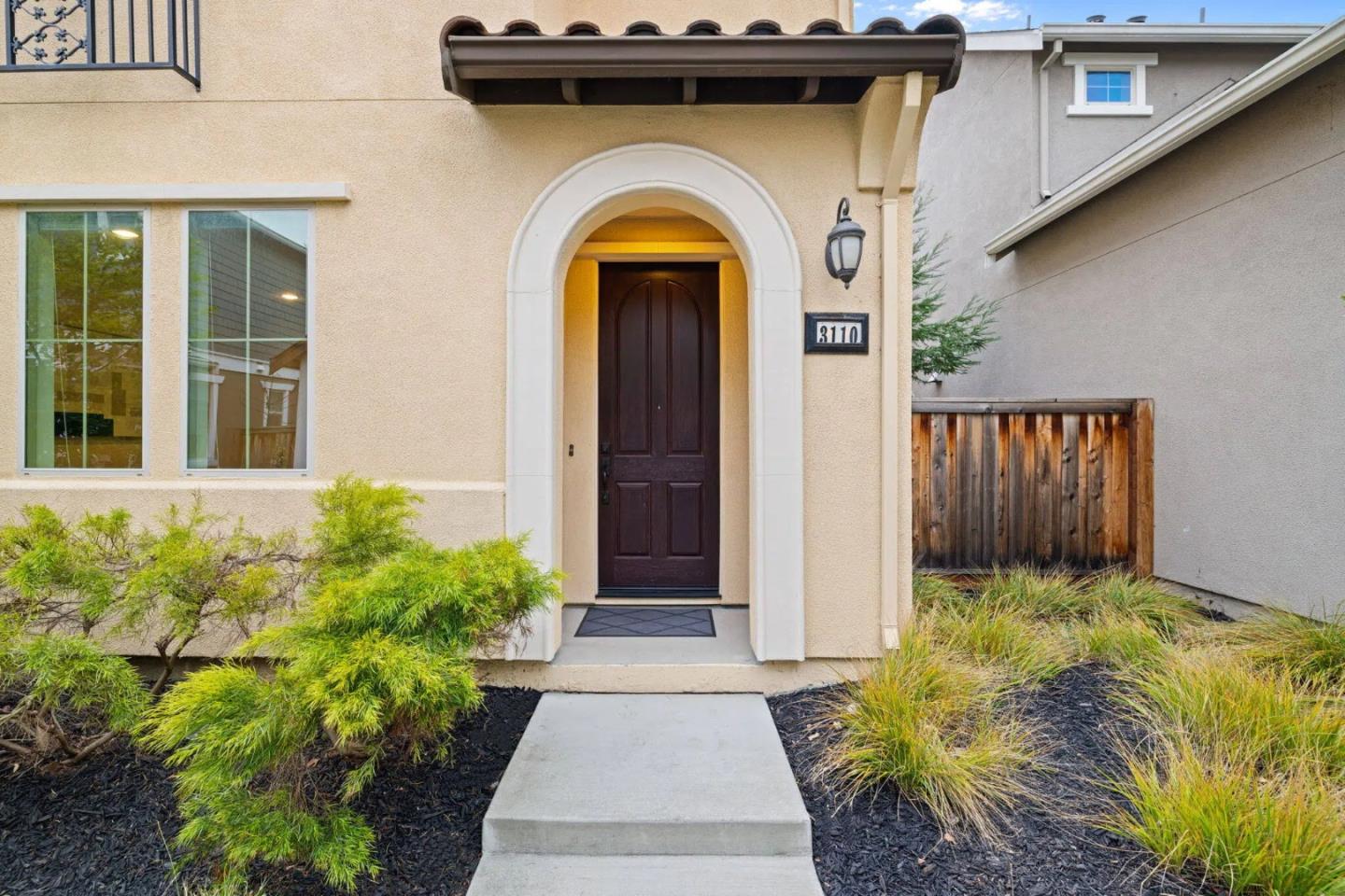 Detail Gallery Image 5 of 57 For 3110 via Siena Pl, Santa Clara,  CA 95051 - 4 Beds | 2/1 Baths