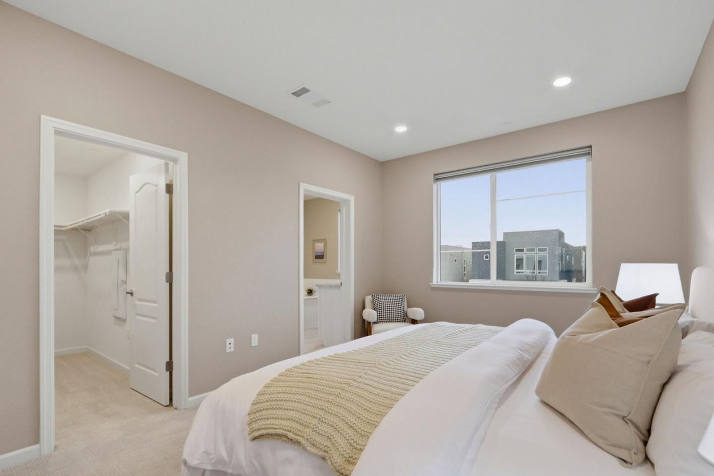 Detail Gallery Image 23 of 54 For 157 Llano De Los Robles Ave #4,  San Jose,  CA 95136 - 4 Beds | 3/1 Baths