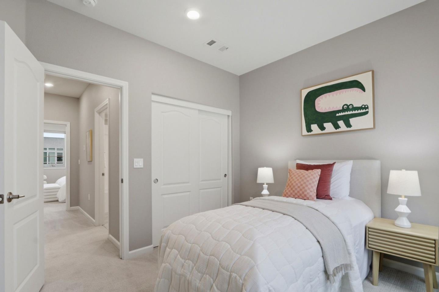 Detail Gallery Image 29 of 54 For 157 Llano De Los Robles Ave #4,  San Jose,  CA 95136 - 4 Beds | 3/1 Baths