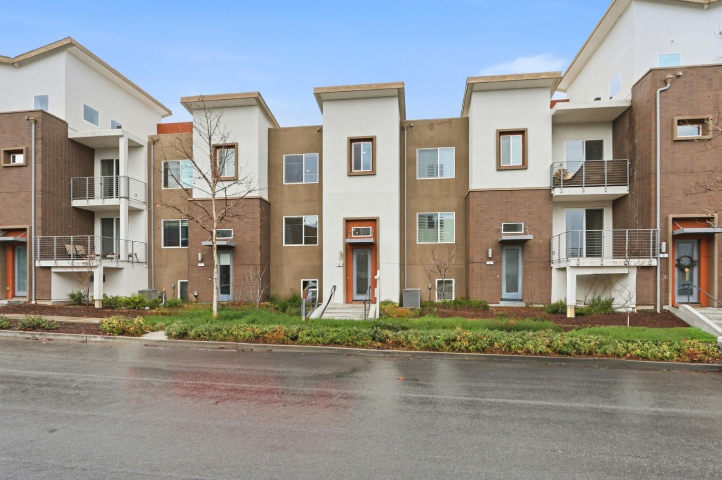 Detail Gallery Image 51 of 54 For 157 Llano De Los Robles Ave #4,  San Jose,  CA 95136 - 4 Beds | 3/1 Baths