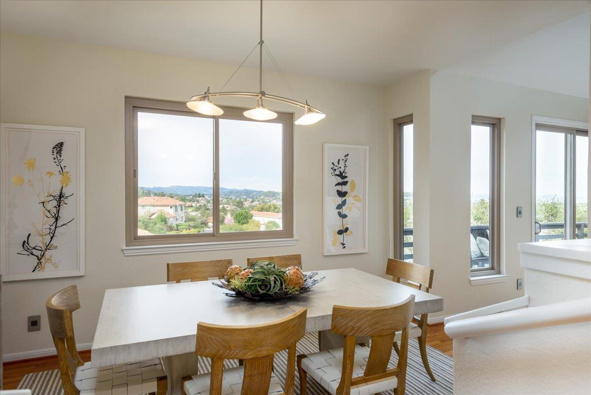 Detail Gallery Image 13 of 31 For 2758 Belmont Canyon Rd, Belmont,  CA 94002 - 3 Beds | 2/1 Baths