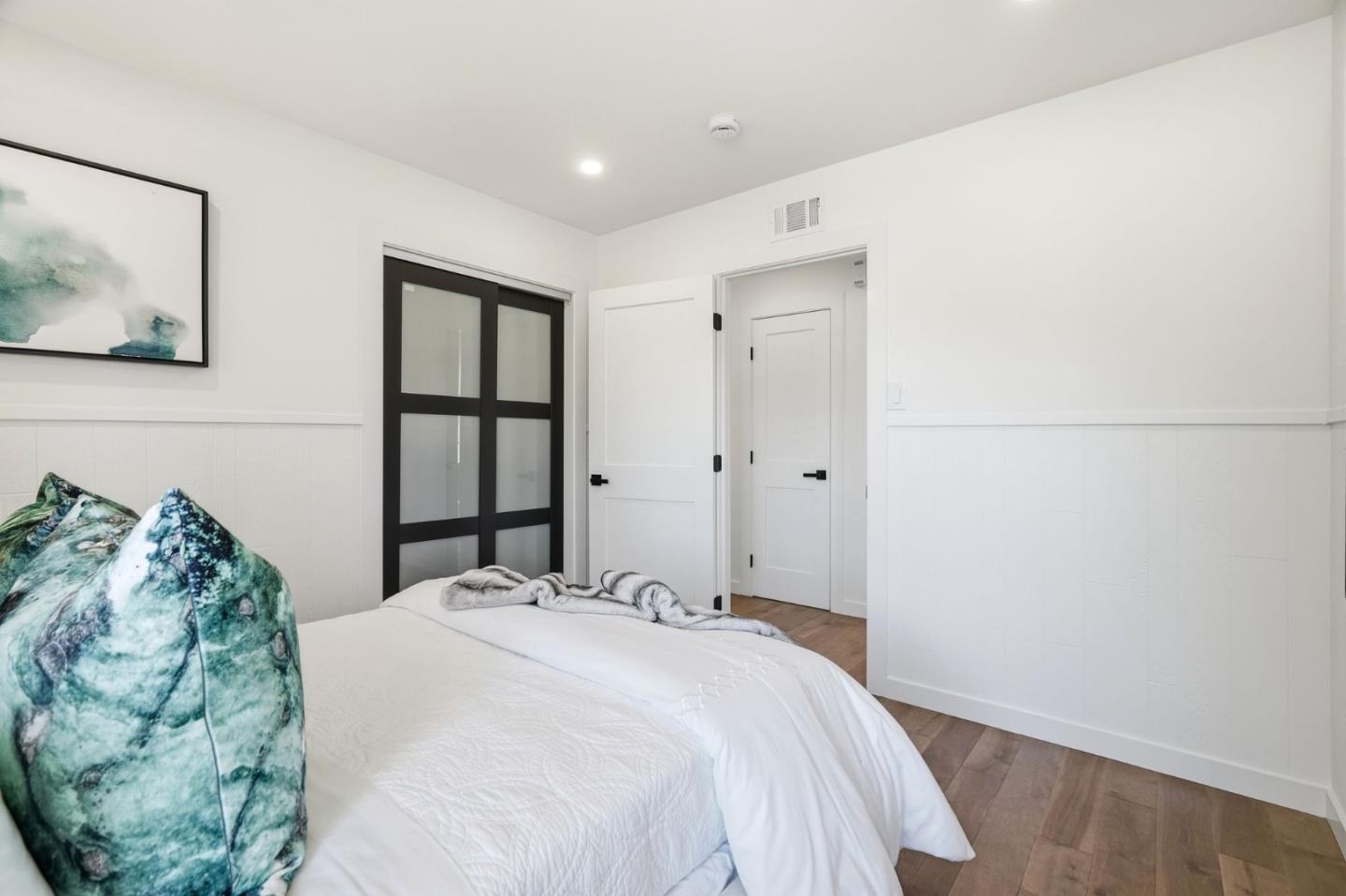 Detail Gallery Image 33 of 50 For 728 Brentwood Pl, Los Altos,  CA 94024 - 4 Beds | 3 Baths