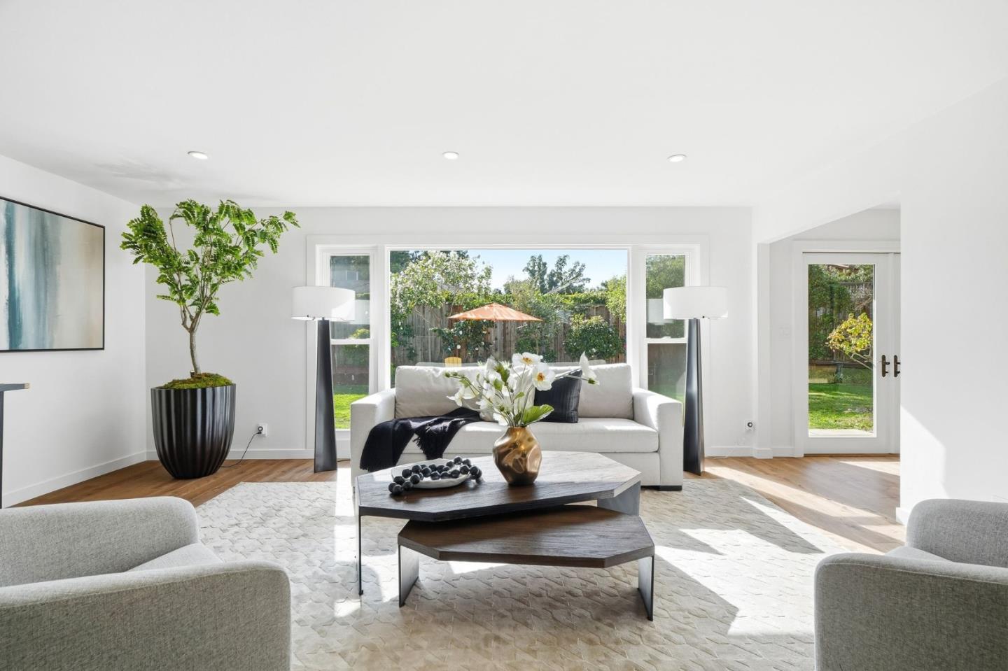 Detail Gallery Image 8 of 50 For 728 Brentwood Pl, Los Altos,  CA 94024 - 4 Beds | 3 Baths