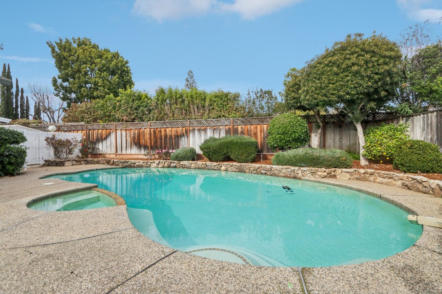 Detail Gallery Image 29 of 39 For 1027 Nightfall Ct, San Jose,  CA 95120 - 4 Beds | 2 Baths