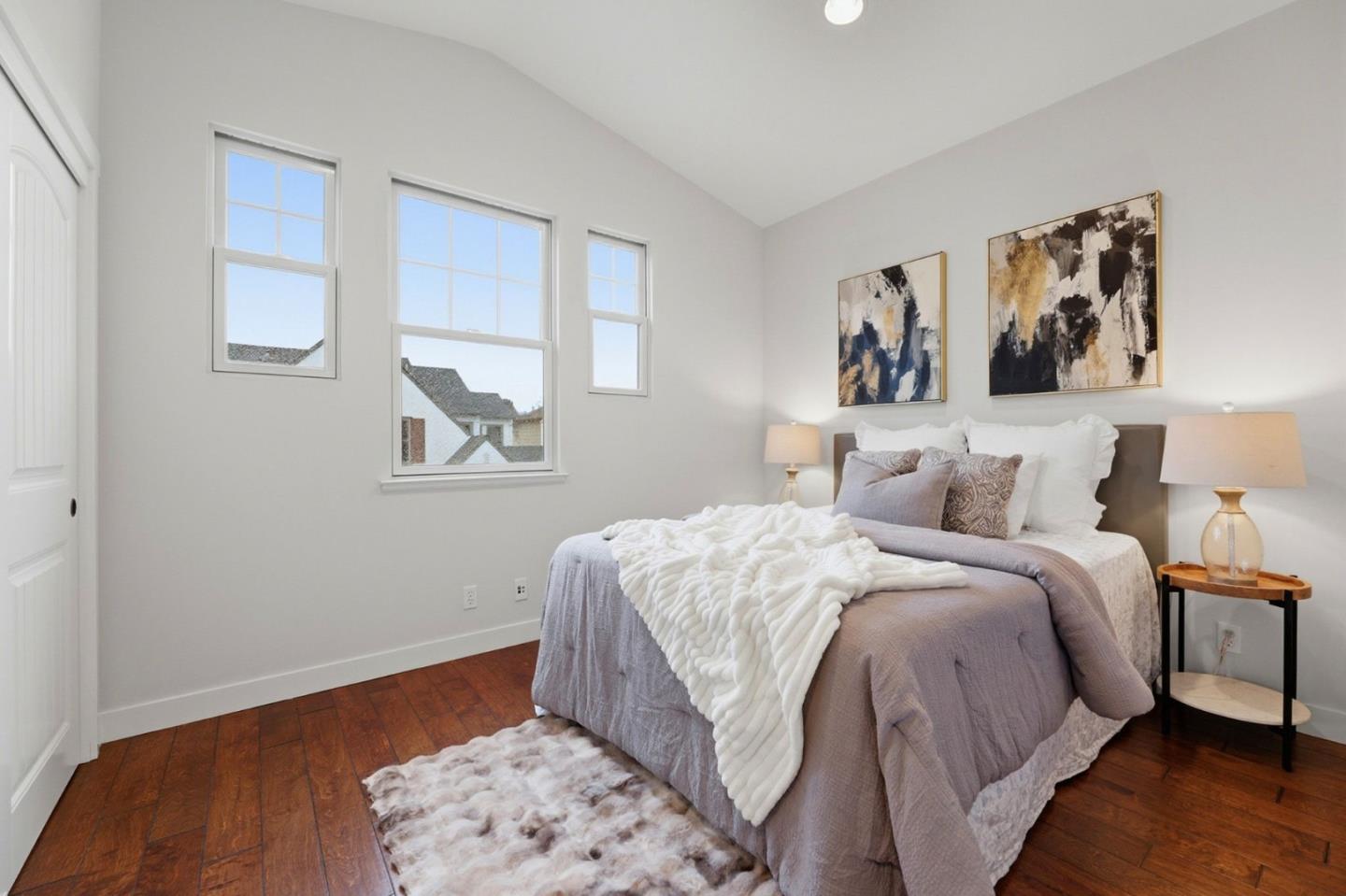 Detail Gallery Image 21 of 43 For 1283 Pumpkin Ter, Sunnyvale,  CA 94087 - 4 Beds | 2/1 Baths