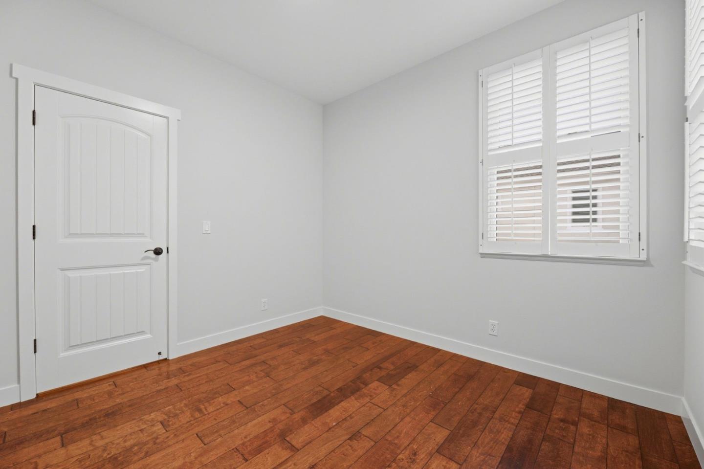 Detail Gallery Image 26 of 43 For 1283 Pumpkin Ter, Sunnyvale,  CA 94087 - 4 Beds | 2/1 Baths