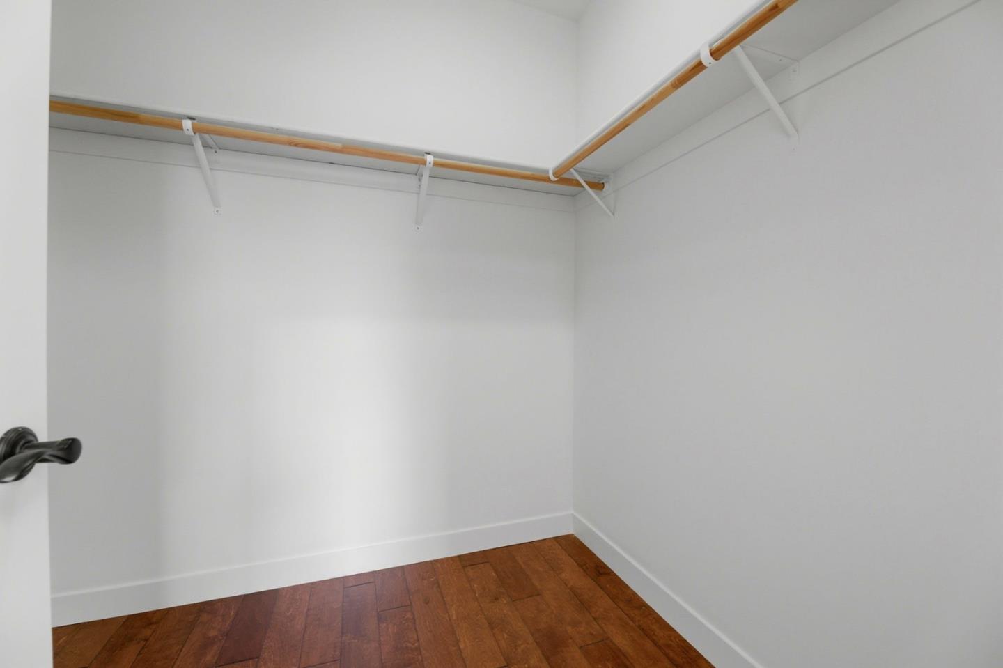 Detail Gallery Image 27 of 43 For 1283 Pumpkin Ter, Sunnyvale,  CA 94087 - 4 Beds | 2/1 Baths