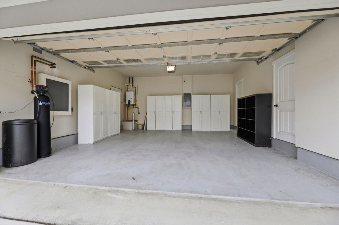 Detail Gallery Image 36 of 43 For 1283 Pumpkin Ter, Sunnyvale,  CA 94087 - 4 Beds | 2/1 Baths