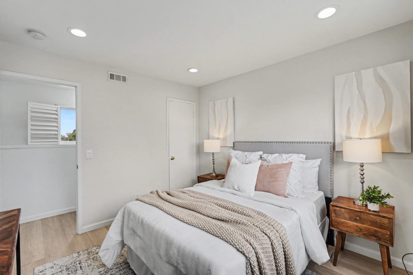Detail Gallery Image 32 of 54 For 1152 Crocus Ct, Sunnyvale,  CA 94086 - 4 Beds | 2 Baths