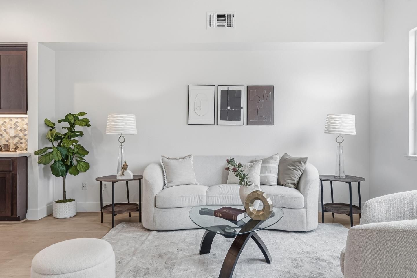 Detail Gallery Image 13 of 49 For 176 Jeffrey Ter, Sunnyvale,  CA 94086 - 4 Beds | 3/1 Baths