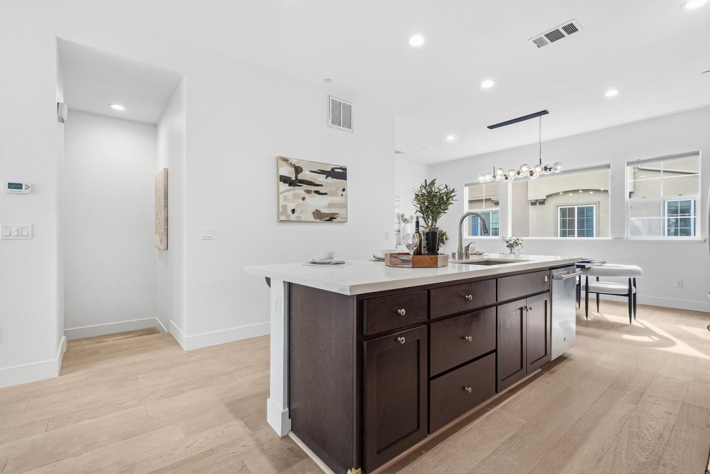 Detail Gallery Image 15 of 49 For 176 Jeffrey Ter, Sunnyvale,  CA 94086 - 4 Beds | 3/1 Baths