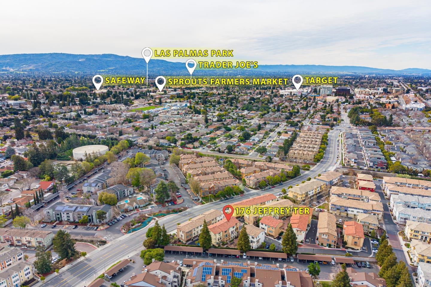 Detail Gallery Image 4 of 49 For 176 Jeffrey Ter, Sunnyvale,  CA 94086 - 4 Beds | 3/1 Baths